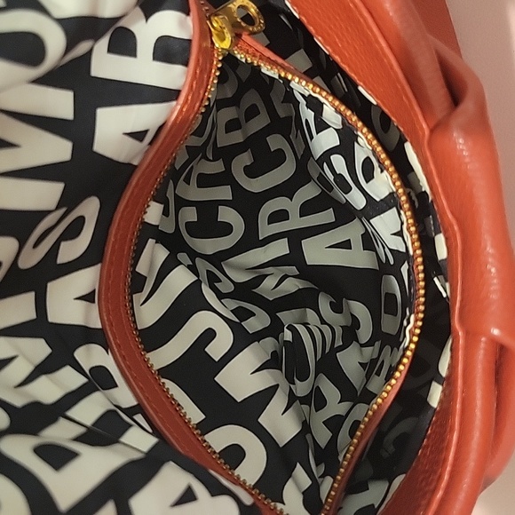 25. AUTHENTIC MARC BY MARC JACOBS - Picture 9 of 12